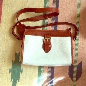Liz Claiborne leather purse ✨